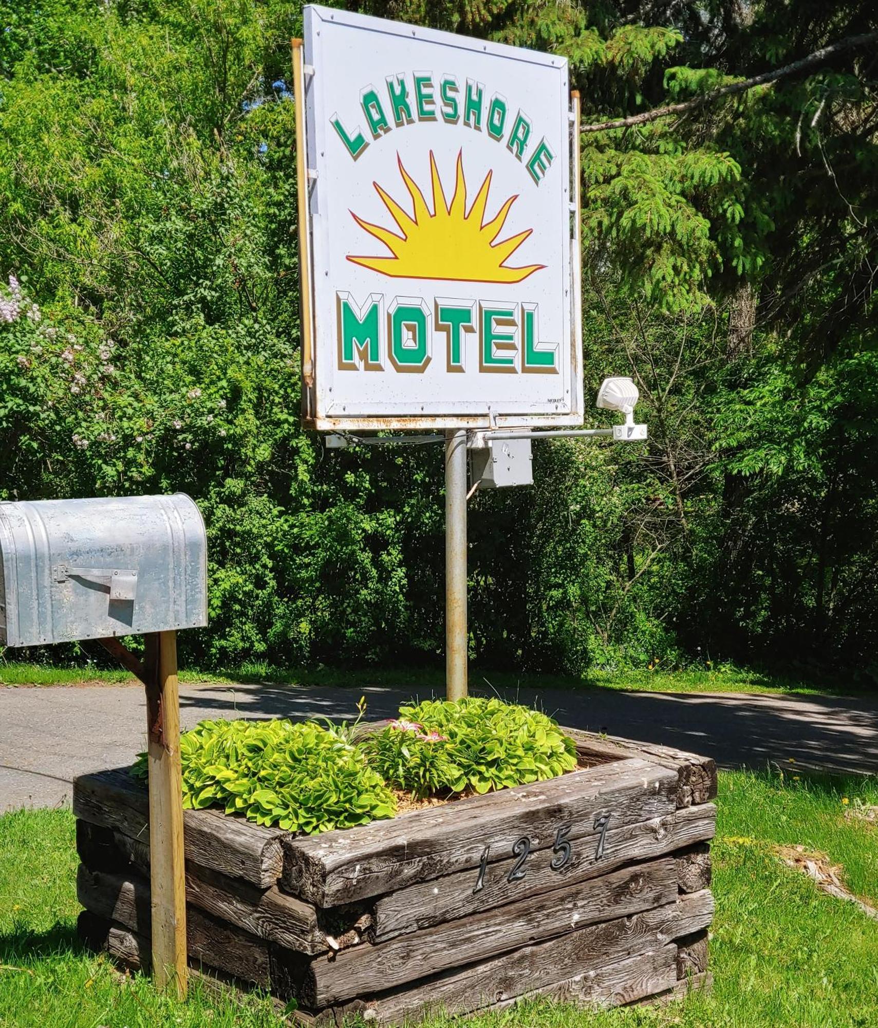 Lakeshore Motel Ice Lake Iron River Kültér fotó
