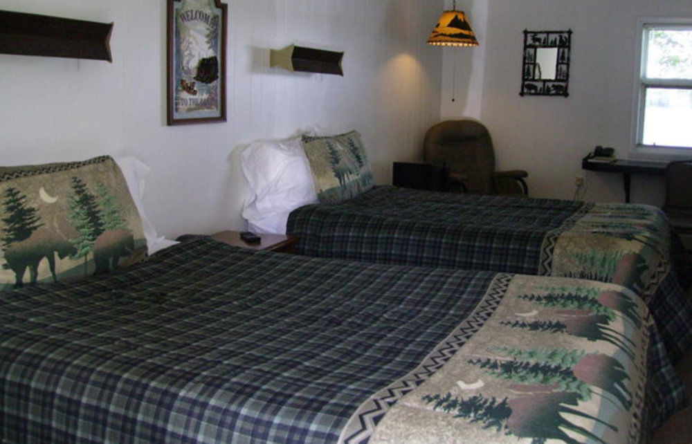 Lakeshore Motel Ice Lake Iron River Kültér fotó